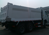 ダンプカーのダンプ トラック SINOTRUK HOWO 10 は 10-25cubic メートルの負荷 25-40tons 商品を動かします