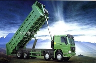 SINOTRUK HOWO のダンプカーのダンプ トラック 371HP 8X4 LHD 31-60tons 20-30CBM ZZ3317N3867W
