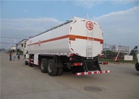ステンレス鋼 8X4 の石油の石油貯蔵タンク燃料の配達用トラック 27 CBM