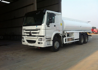 SINOTRUK HOWOの燃料タンクのトラック20トン、6X4 LHD Euro2 290HPの移動式給油車