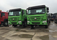 緑色のシャーシ371HPのダンプカーのダンプ トラック12はLHD 60 - 70 28CBMトンの動かします