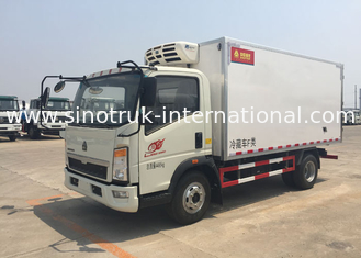 Euro 2 5 Ton Refrigerated Truck For Frozen Foods Transporting XL-300  -18 Degree