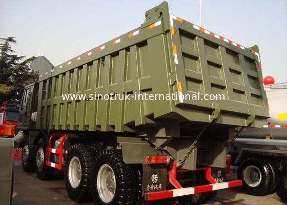 ダンプカーのダンプ トラック SINOTRUK HOWO A7 420HP 6X4 10 は 25 トンを動かします