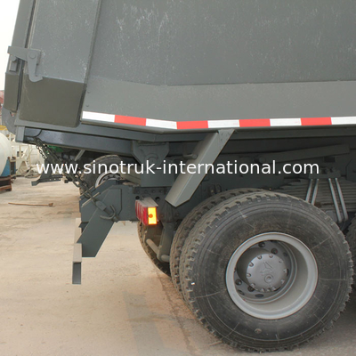 ダンプカーのダンプ トラック SINOTRUK HOWO A7 ZZ3257N3647N1 を採鉱するための 30 トン