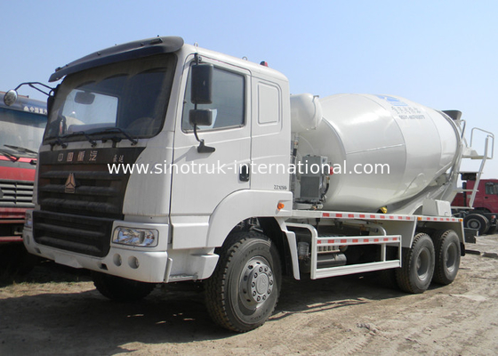 SINOTRUK HOHAN のトラックミキサ ポンプ トラック Euro2 290HP 6X4 ZZ5255GJBM3846B1