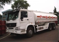 重油のタンクローリー 20 トン、6X4 LHD Euro2 290HP の移動式給油車