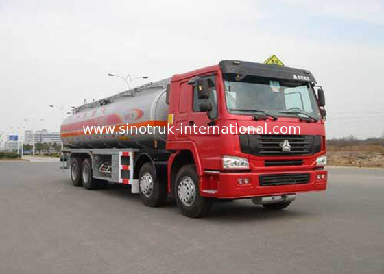 高性能 25-30 CBM のガソリン・タンクのトラック 8X4 RHD Euro2 336HP