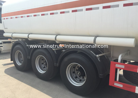 50000L の半 A7 トレーラ トラック 3 の車軸重油の配達用トラック- 65000L タンク