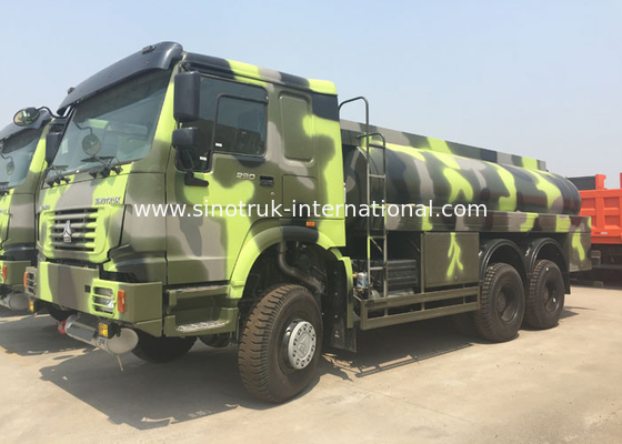 336HP HOWO の軍の燃料のタンク車 16 - 25CBM 原油の交通機関のトラック