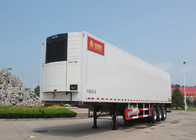 SINOTRUKは容器トレーラ トラック20/40フィートを30 - 60トン半冷やしました
