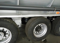 半3つの車軸アルミニウム燃料タンクのトレーラ トラックのステンレス鋼のオイル タンクのトラック