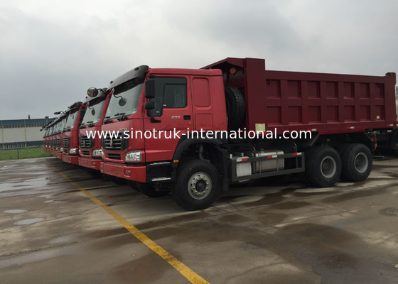LHD 6X4 SINOTRUK HOWOのダンプカーのダンプ トラックのユーロ2 336HPエンジンHYVAの前部に持ち上がること