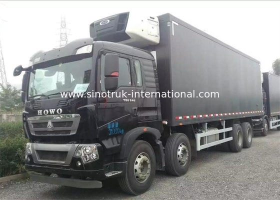HOWO T5G LHD 8×4の冷凍食品の配達用トラック40トンの低負荷の消費