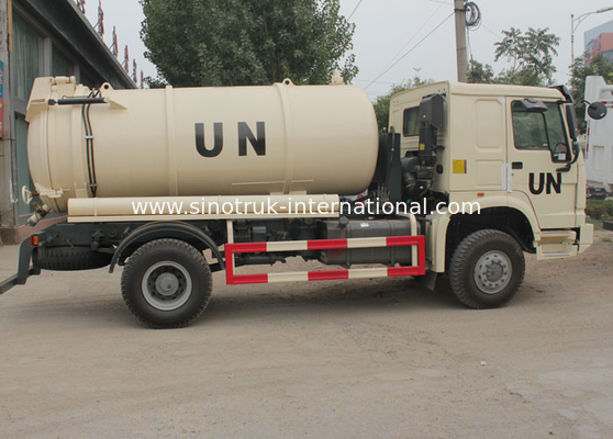 SINOTRUK HOWOの下水の吸引のトラック10000L LHD 4X2の廃液のトラック
