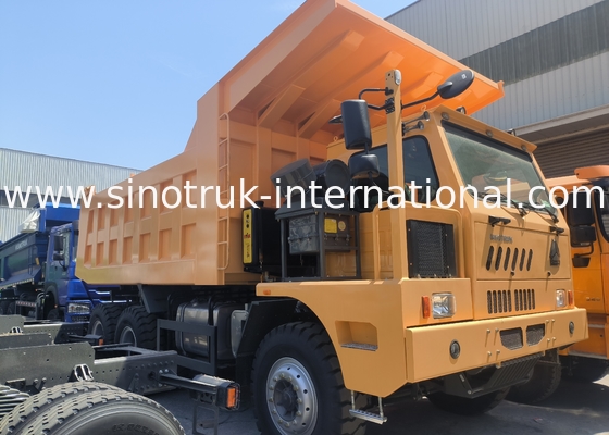 シノトルク・ホウ・マイニング・ティッパー・ダンプトラック 90トン 6 × 4 高強度鋼貨体