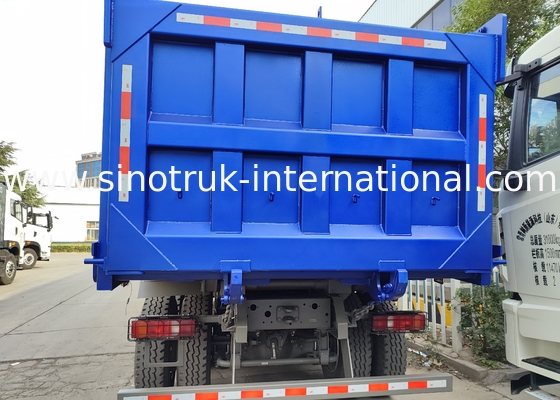 SINOTRUCK HOWO RHD 6×4 40トンの10輪のターパーダンプトラック