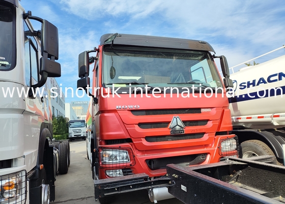 SINOTRUK HOWO レッド 380HP 8×4 12ホイール 高容量オイルタンク トラック