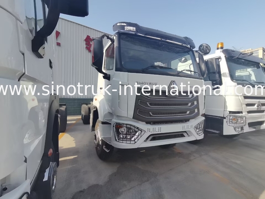 SINOTRUK HOHAN Howo ターパーダンプトラック シャーシ ウェイチャイ エンジン 6 × 4 LHD ZZ3257V384JB1 モデル