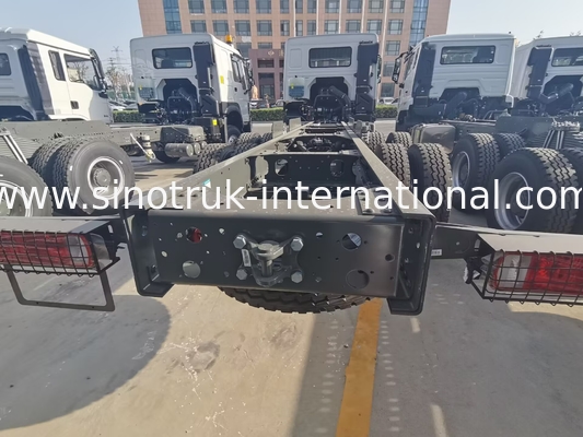 SINOTRUK HOHAN Howo ターパーダンプトラック シャーシ ウェイチャイ エンジン 6 × 4 LHD ZZ3257V384JB1 モデル
