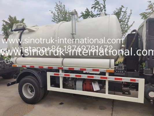 4*2 ドライブ HOWO 汚水吸引車：6m³ タンク、160HP、8.00R20 タイヤ、軽汚水吸引車、効率的な衛生車両