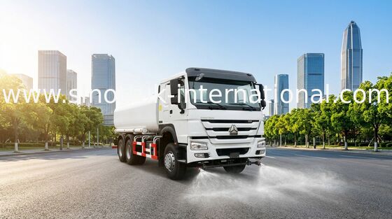 タンクローリーISOを振りかける20CBM給水車SINOTRUK HOWO LHD 6X4水