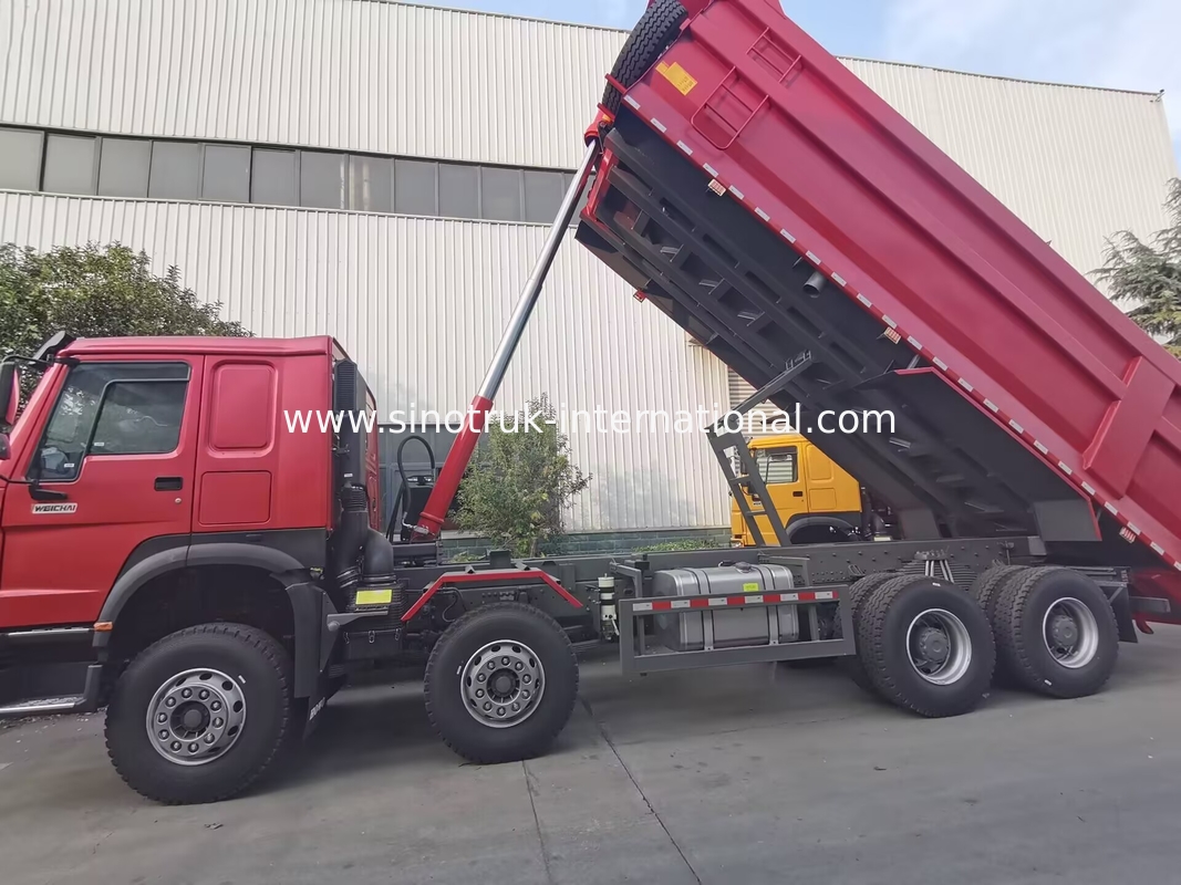 HOWO 12ホイール Sinotruk 8X4 ダンプトラック 400hp 鉱山用 LHD U型コンテナ