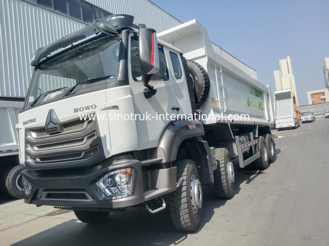 7300*2300*1500mm Cargo Box Heavy Duty Dump Truck For Smooth Cargo Transportation RHD / LHD Driving Type