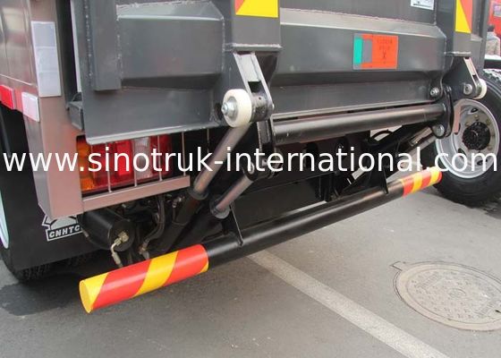 16 Foot International Light Duty Box Truck