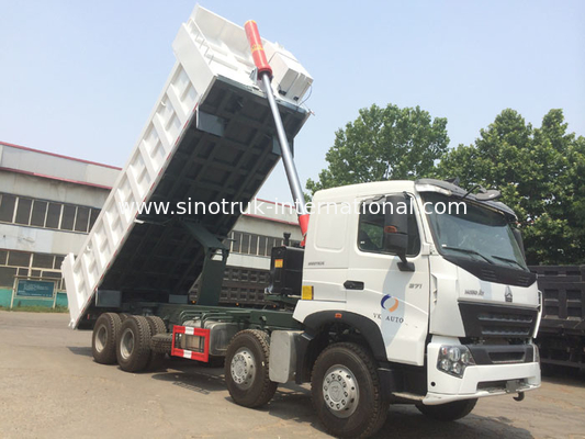 SINOTRUK HOWO A7 8X4の構造ZZ3317N3867N1のための頑丈なダンプ トラック