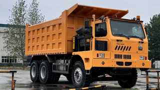 6×4 マイニングダンプカー 90Ton 430HP LHD デモを見る